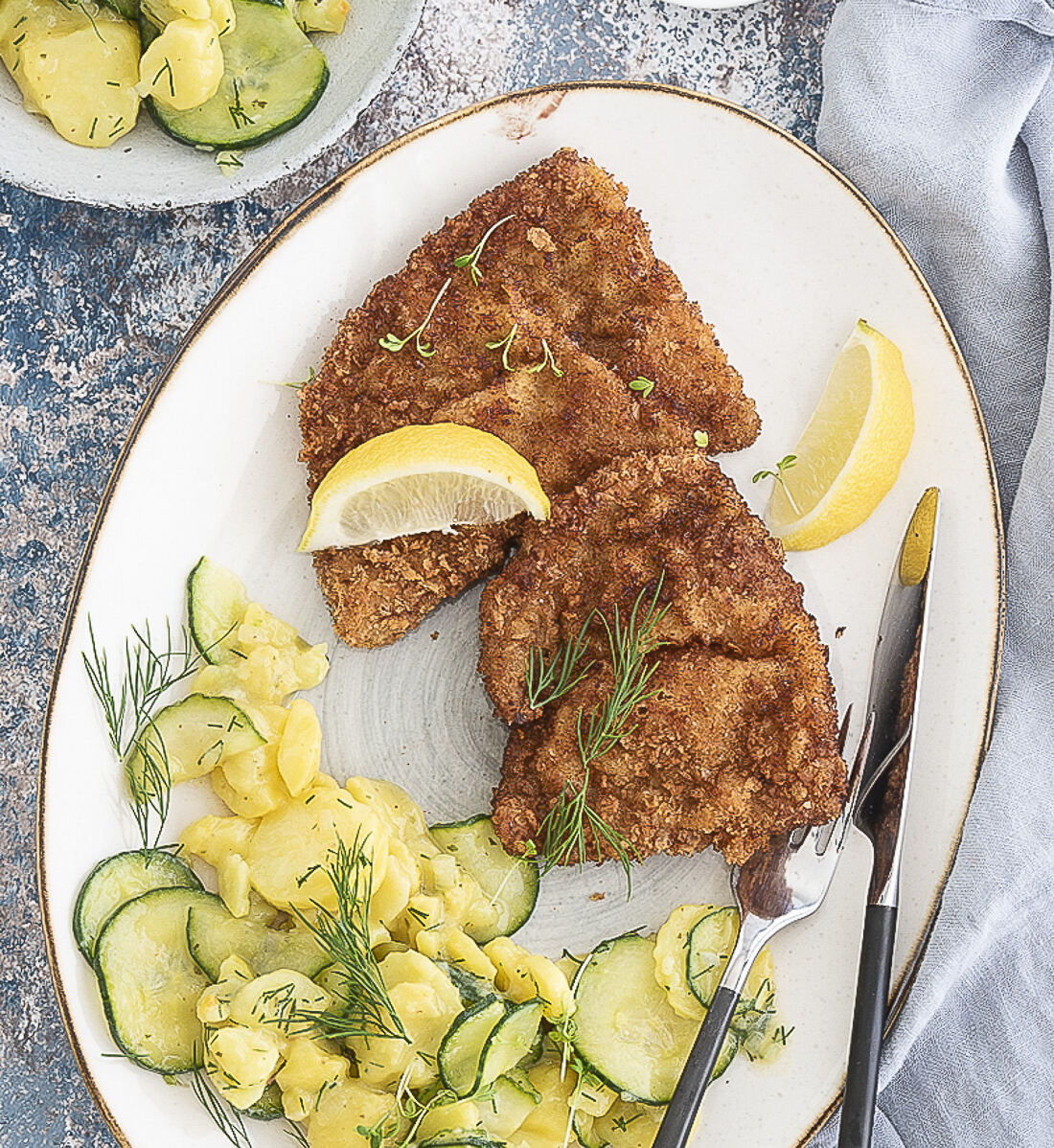Rezept für Kalbsschnitzel mit Kartoffel-Gurkensalat